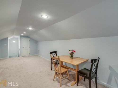 466 Hemlock Cir, Atlanta GA  30316-1838 exterior