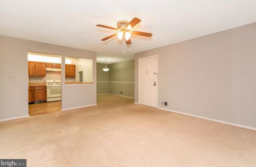 6 Voscek Ct, Trenton NJ 08648-2648 exterior