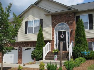 4630 Tobaccoville Rd, Tobaccoville, NC 27050-9590