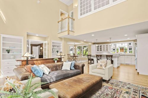 20 Stoney Ridge Ln, Riverside CT  06878-2022 exterior