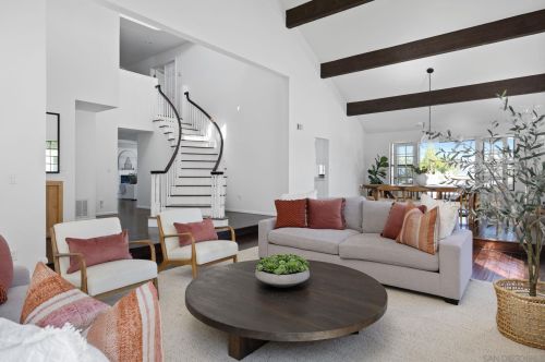 2720 Llama Ct, Carlsbad, CA 92009-6518