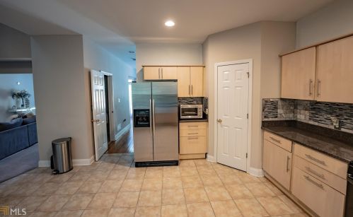 408 Harris Manor Dr, Atlanta GA  30311-2118 exterior