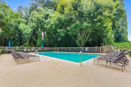 1445 Monroe Dr, Atlanta GA  30324-5329 exterior
