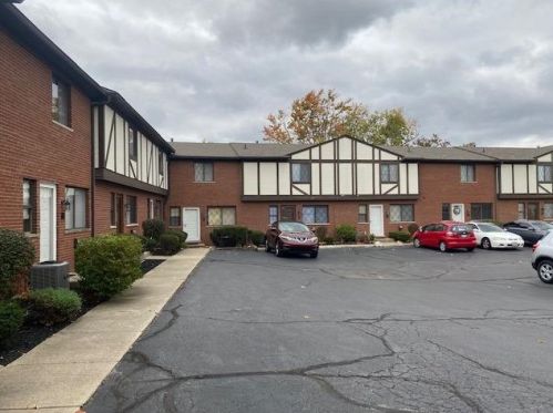 3313 Bend Rd, Cincinnati OH  45239-7642 exterior
