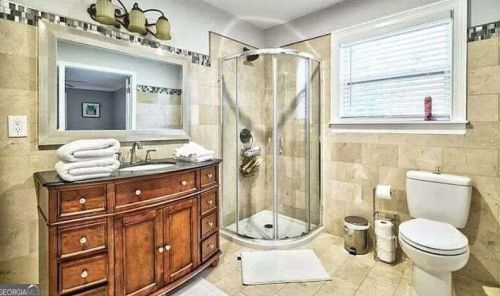 2777 Gresham Rd, Atlanta, GA 30316-4301