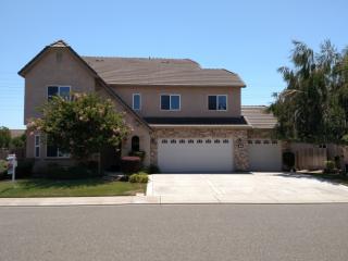 1550 Deerpark Dr, Manteca, CA 95336-8665