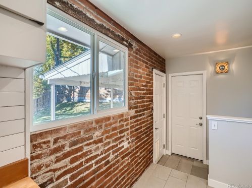 2759 Washington St, Englewood CO  80113-1675 exterior