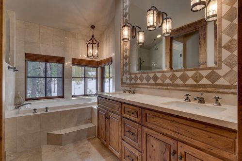 240 Laura Knight, Truckee CA  exterior