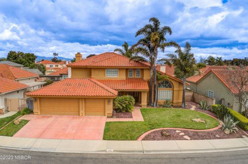 2418 Sandpiper Dr, Santa Maria CA  93455-1521 exterior