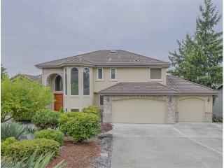 5124 Caledonia Rd, Tacoma, WA 98422-1105