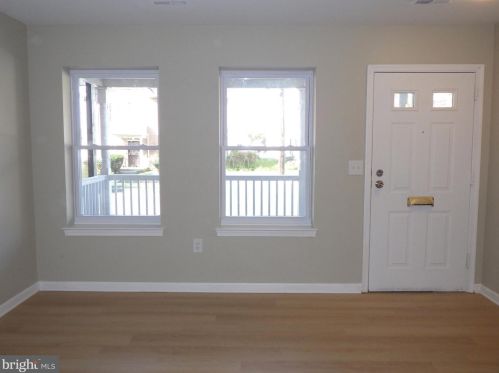 725 44 St, Philadelphia PA 19104-2910 exterior