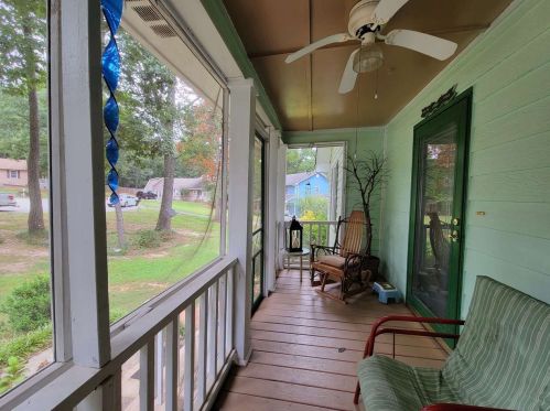 2975 Bayberry Ct, Hampton, GA 30228-1636