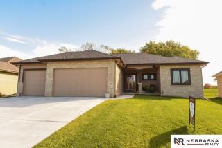 7175 126th Ave, Omaha, NE 68142-1319