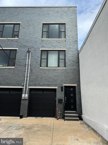 1225 Annin St, Philadelphia, PA 19147-4516