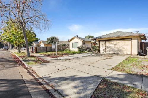 2845 Donizetti Ct, San Jose, CA 95132-2310