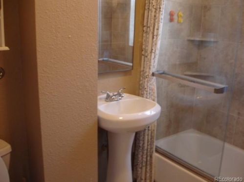 3310 Emerson St, Englewood CO 80113-2831 exterior