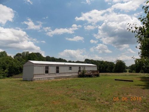 3091 Oak Level Rd, Halifax VA  24558-2474 exterior