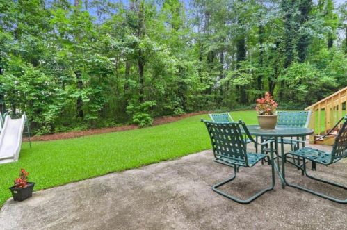 100 Bent Arrow Dr, Stockbridge GA  30281-4839 exterior