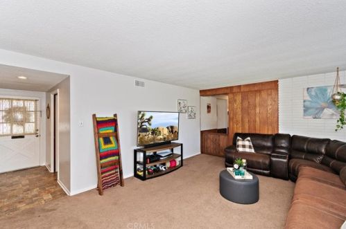 3876 Madrona Rd, Riverside CA  exterior