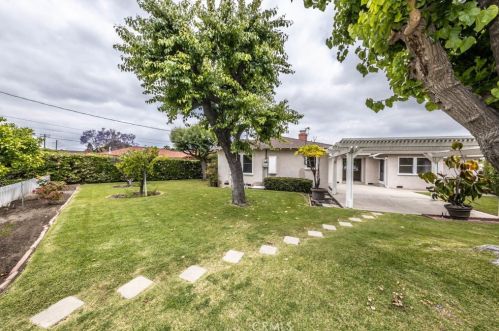 239 Evelyn Dr, Anaheim CA  92805-3419 exterior