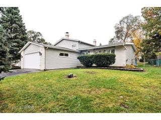 1104 Highland Rd, Long Grove, IL 60060