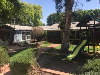 6524 Matilija Ave, Van Nuys CA  91401-1534 exterior
