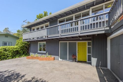 18 Sunset Way, San Rafael, CA 94901-1642