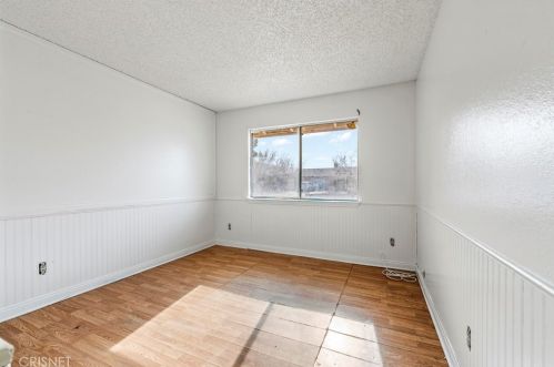 15313 Lanfair Ave, Lancaster, CA 93535-7078