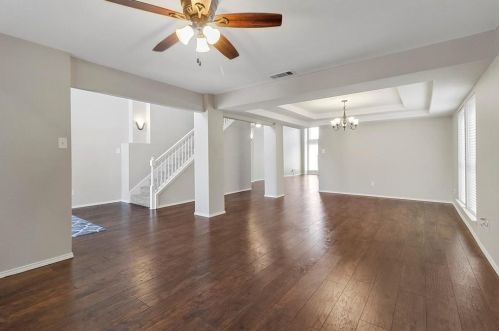 1229 Topeka Dr, Fort Worth TX  76131-4941 exterior