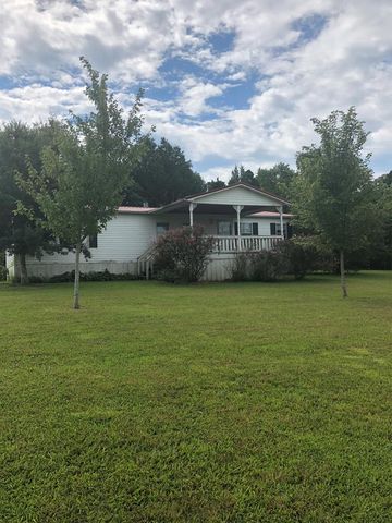 1701 Horton Rd, Quebeck, TN 38579-2051