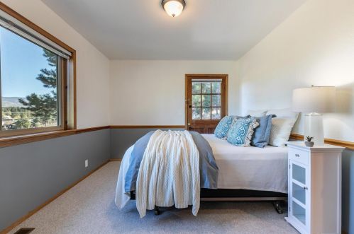 15441 Glenshire Dr, Truckee CA  96161-1306 exterior
