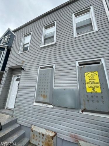 108 Madison St, Paterson, NJ 07501-3028