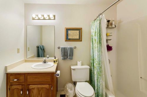 14866 Donnington Ln, Truckee CA  96161-1170 exterior