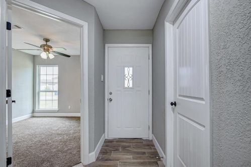 19 Ranch House Loop, Angleton TX  77515-2722 exterior