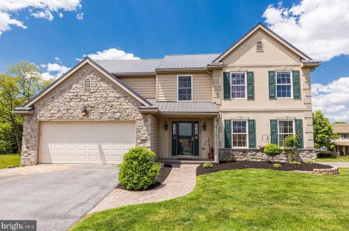 2355 View Rd, Lancaster PA  17602-1844 exterior