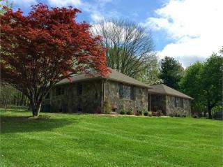 26 Jager Rd, Sandyston, NJ 07827-5002
