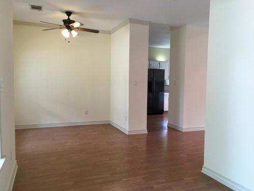 3313 Cedar Creek Ln, Garland TX  75048-5437 exterior