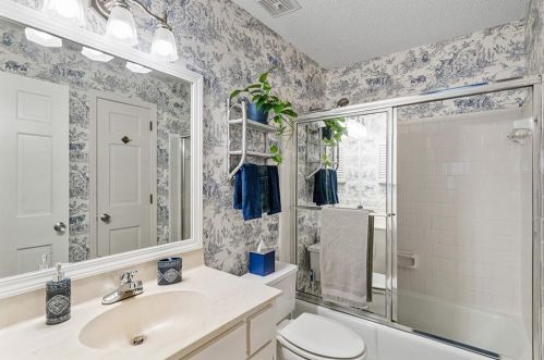 3427 Ashwood Ln, Atlanta GA  30341-4500 exterior