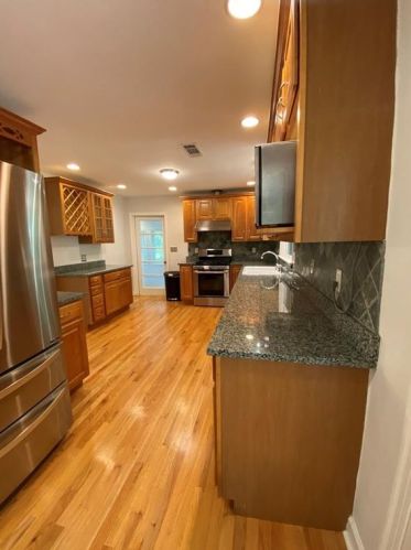 1414 Amanda Cir, Atlanta GA  30329-3318 exterior