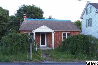 724 Dunkle St, Harrisburg, PA 17113-1401