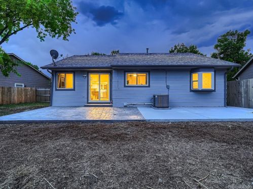 18977 Montana Pl, Denver CO  80017-5422 exterior