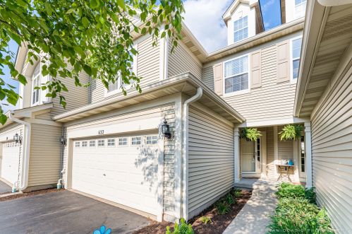 632 Buckboard Ln, Sycamore, IL 60178-8919