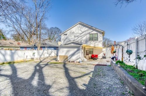 964 Mayson Turner Rd, Atlanta GA  30314-2852 exterior