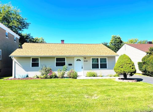 2128 Western Ave, Waukegan, IL 60087-3905