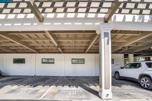 72 Mozden Ln, Concord CA  94523-3369 exterior