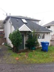 9271 Ithaca Pl, Seattle, WA 98118-6011