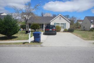 2321 Buena Vista Cir, Gainesville, GA 30504-6079