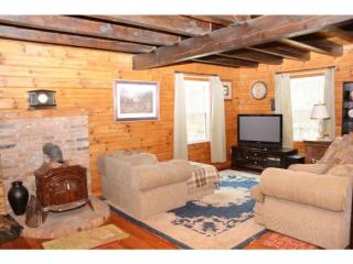 414 Stage Rd, Sanbornton, NH 03269-2505