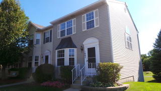 1687 Washington Ct, Geneva, IL 60134-3449