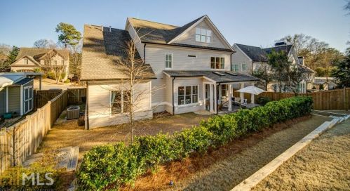 2382 Ewing Dr, Atlanta GA  30319-3930 exterior
